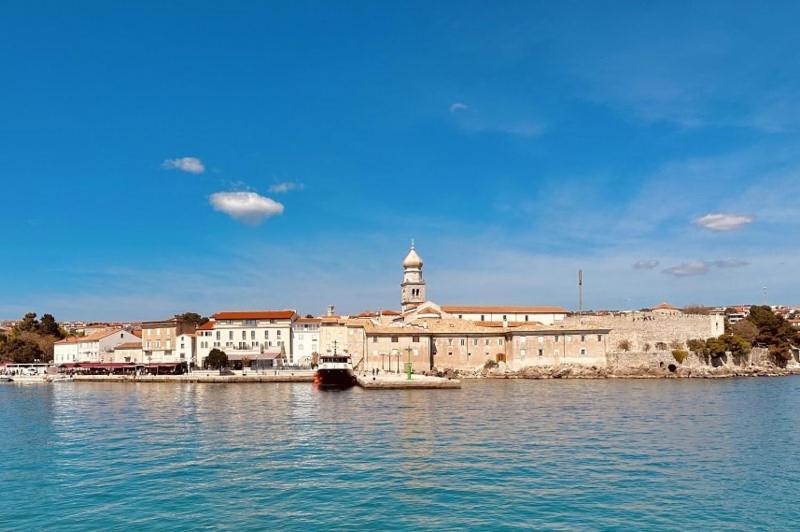 Apartments Xenia Krk Krk Town Luaran gambar