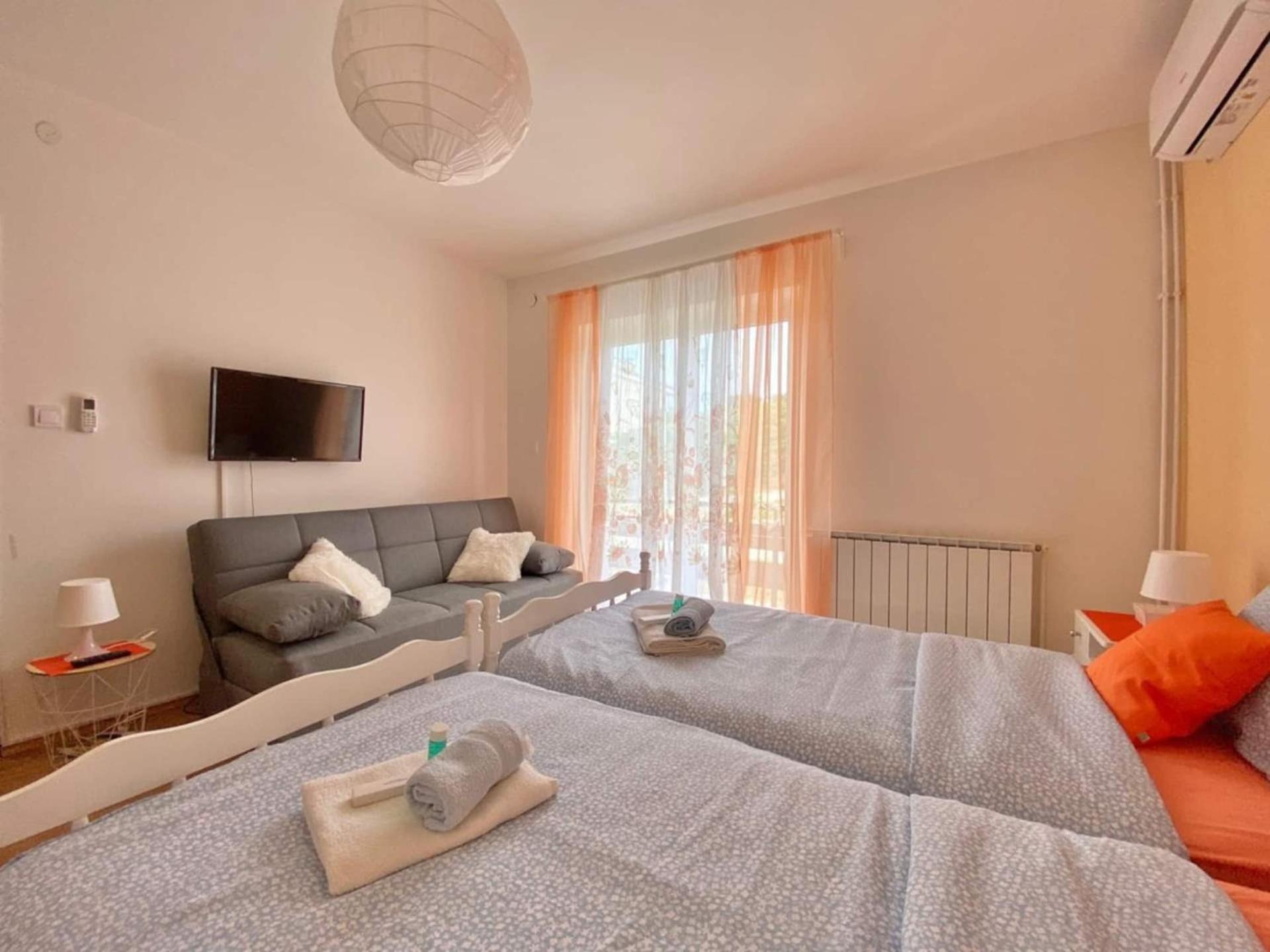 Apartments Xenia Krk Krk Town Luaran gambar