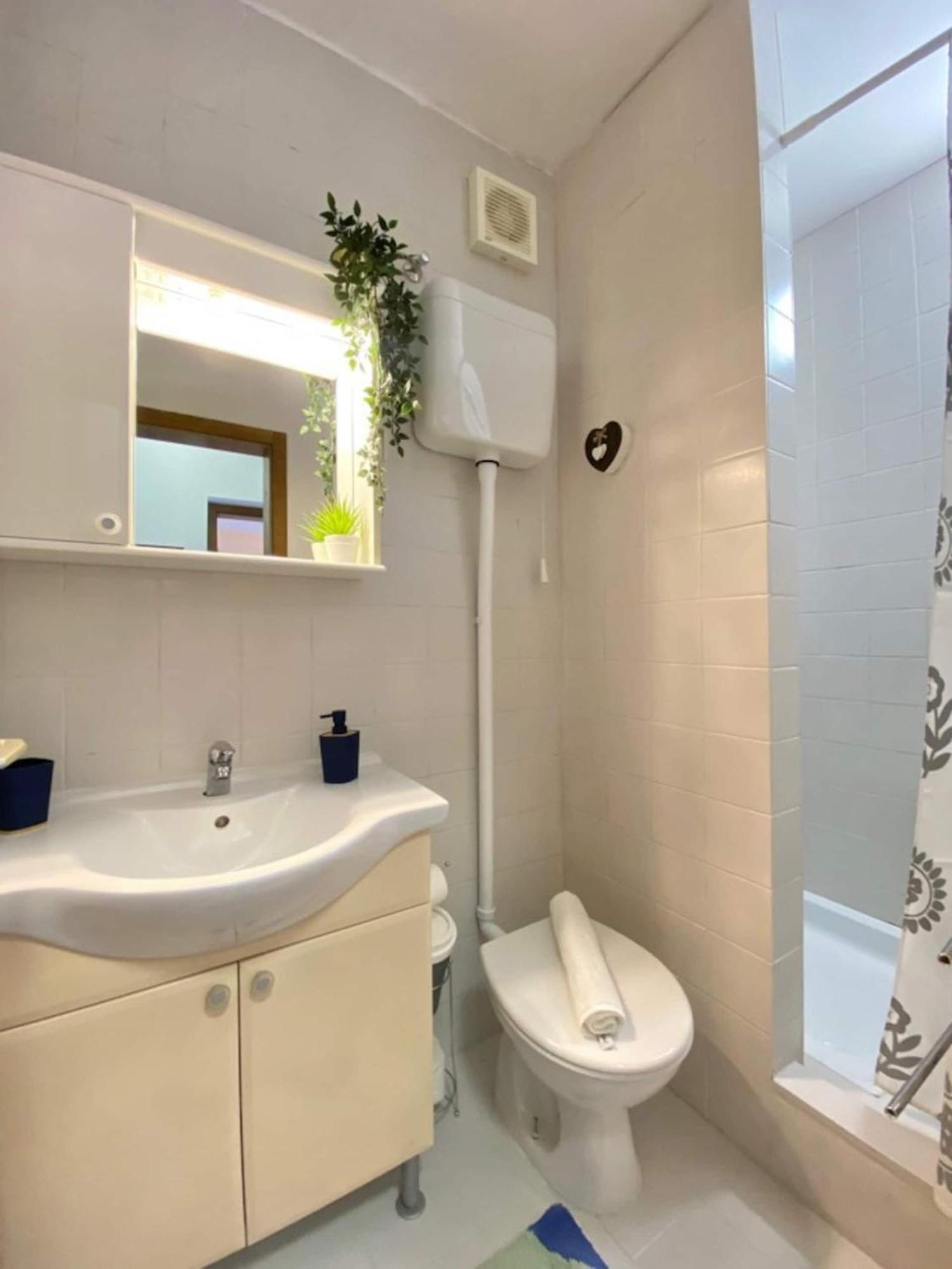 Apartments Xenia Krk Krk Town Luaran gambar