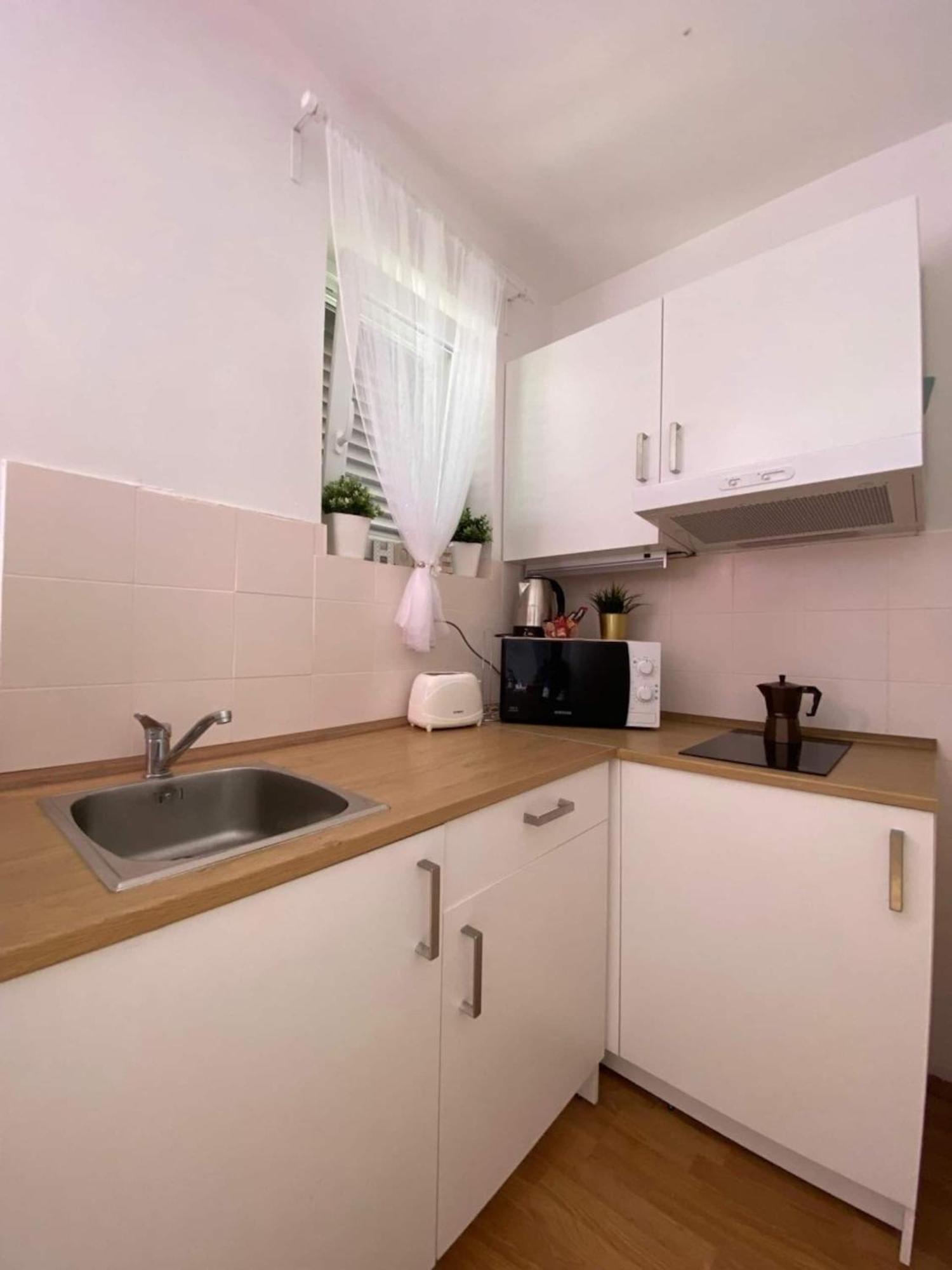Apartments Xenia Krk Krk Town Luaran gambar