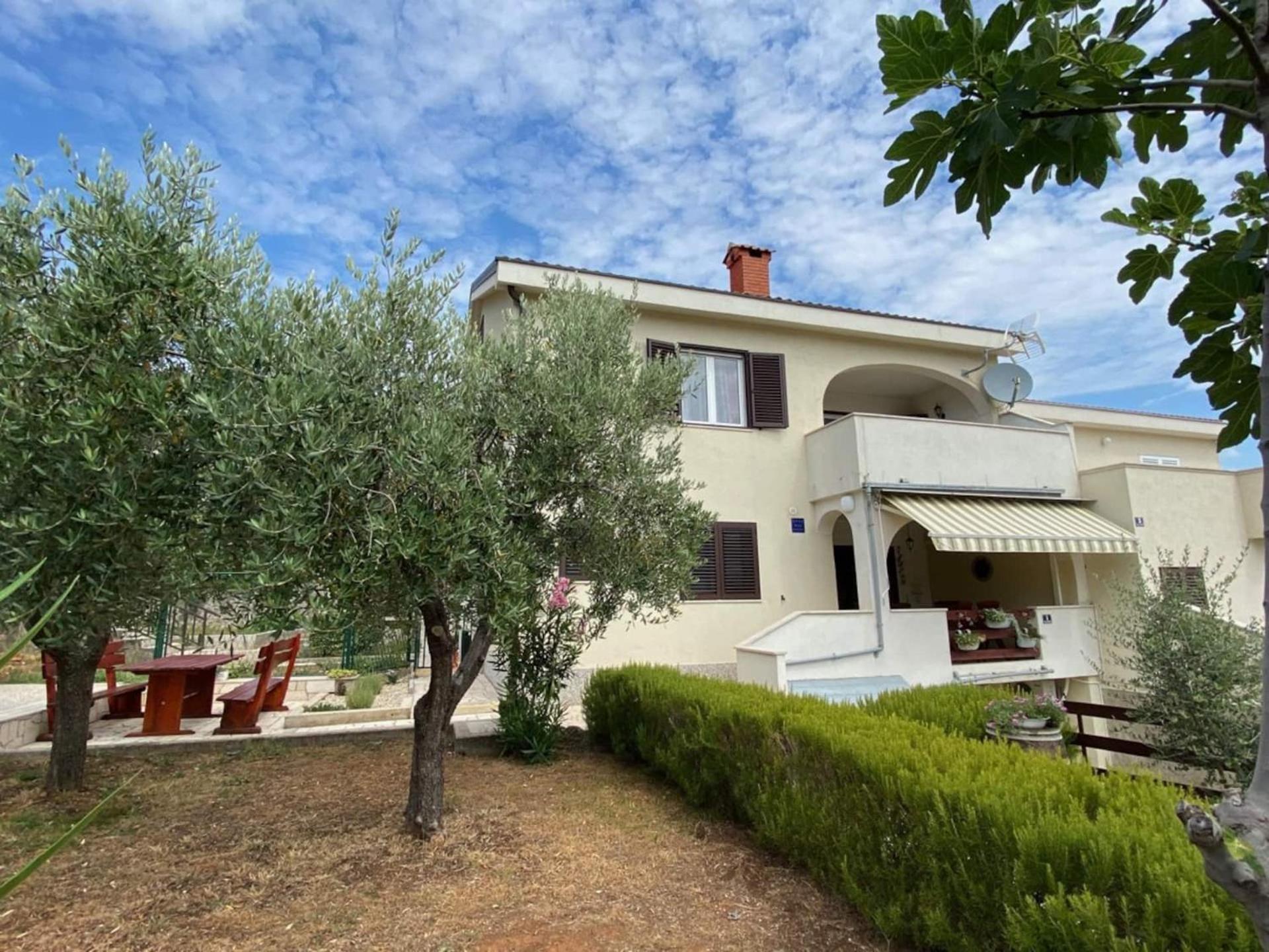 Apartments Xenia Krk Krk Town Luaran gambar